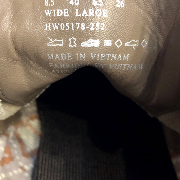 Hush Puppies Desert Heeled Booties - Picture 2 of 10